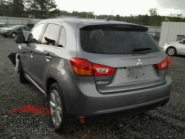 MITSUBISHI OUTLANDER 2015 - 4A4AR4AU7FE004120