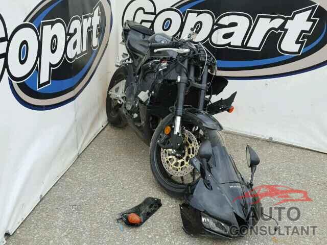 HONDA CBR CYCLE 2015 - JH2PC4008FK801020