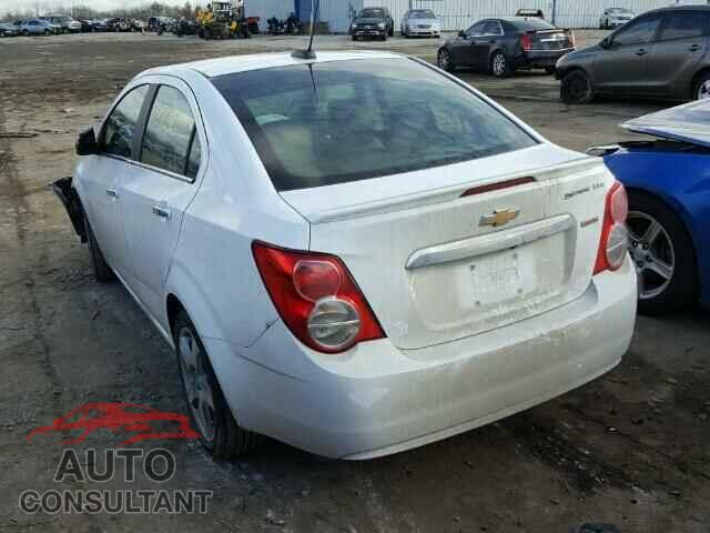 CHEVROLET SONIC 2016 - 1G1JE5SB5G4134483