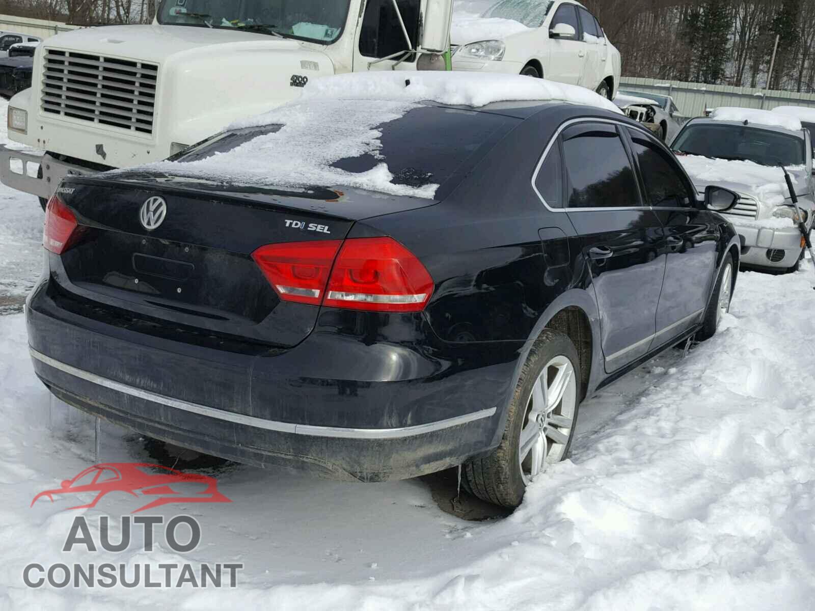 VOLKSWAGEN PASSAT 2015 - 1VWCV7A33FC041520