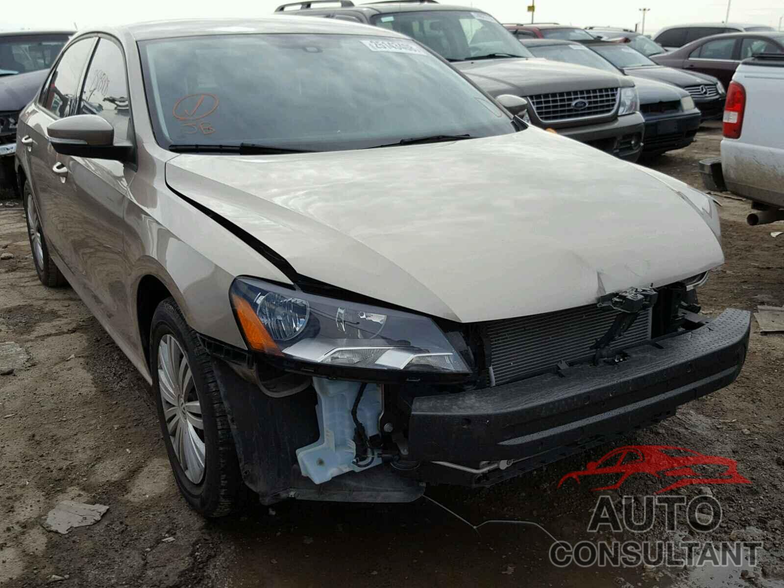 VOLKSWAGEN PASSAT 2015 - 1VWAS7A37FC045795