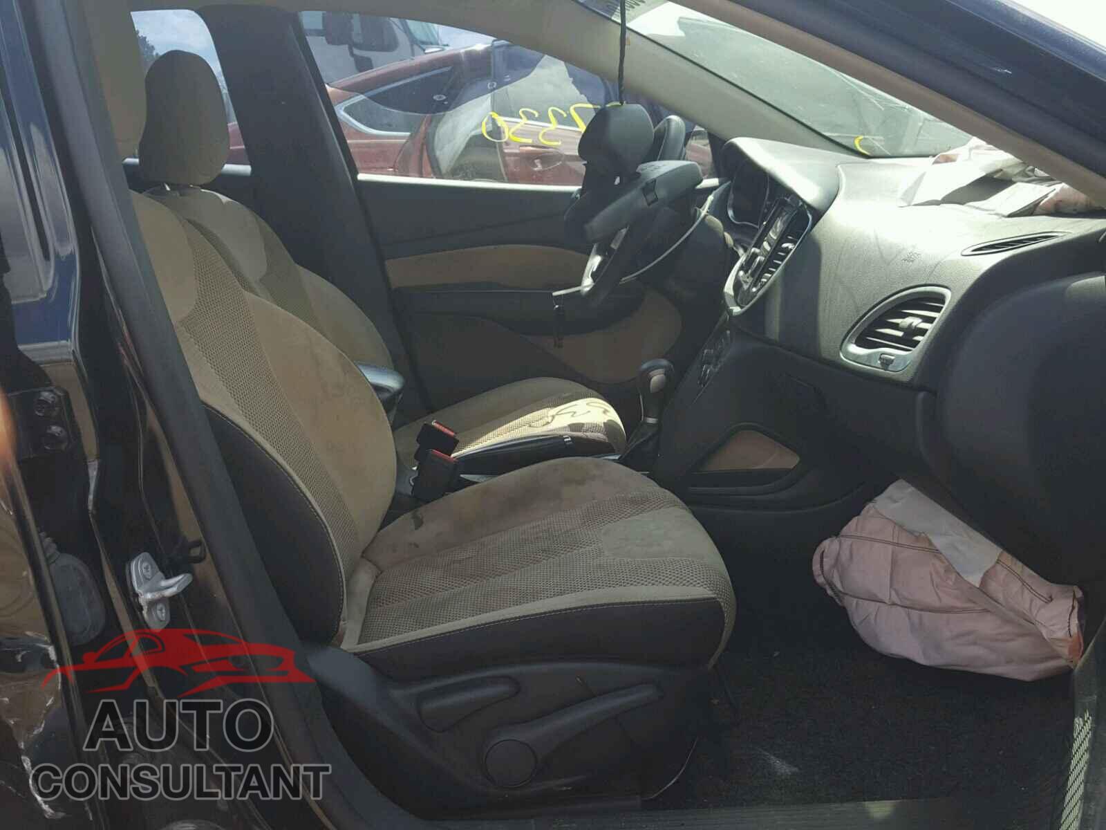 DODGE DART 2015 - 1C3CDFBB3FD319613