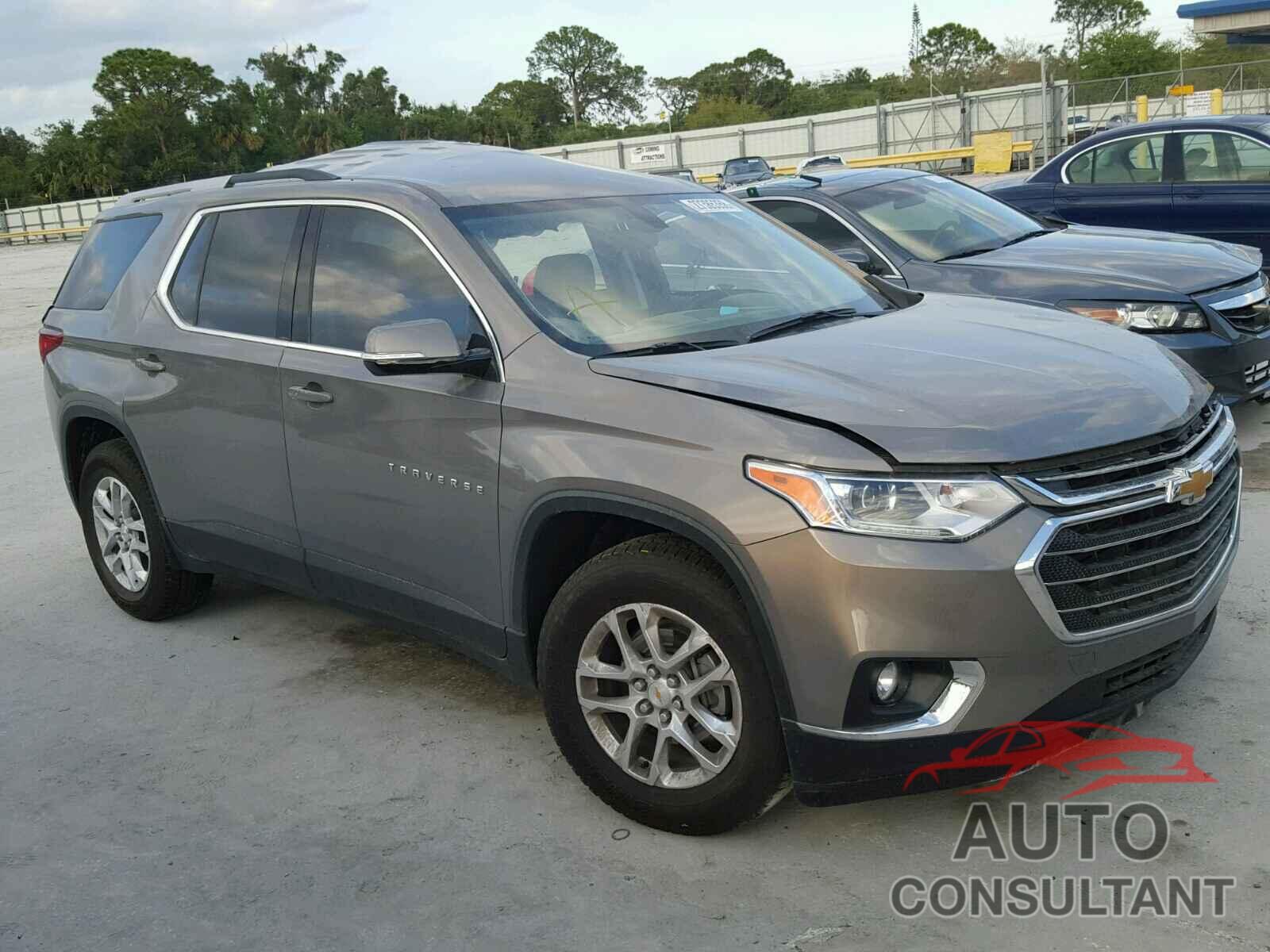 CHEVROLET TRAVERSE 2018 - 1GNERGKW7JJ141155