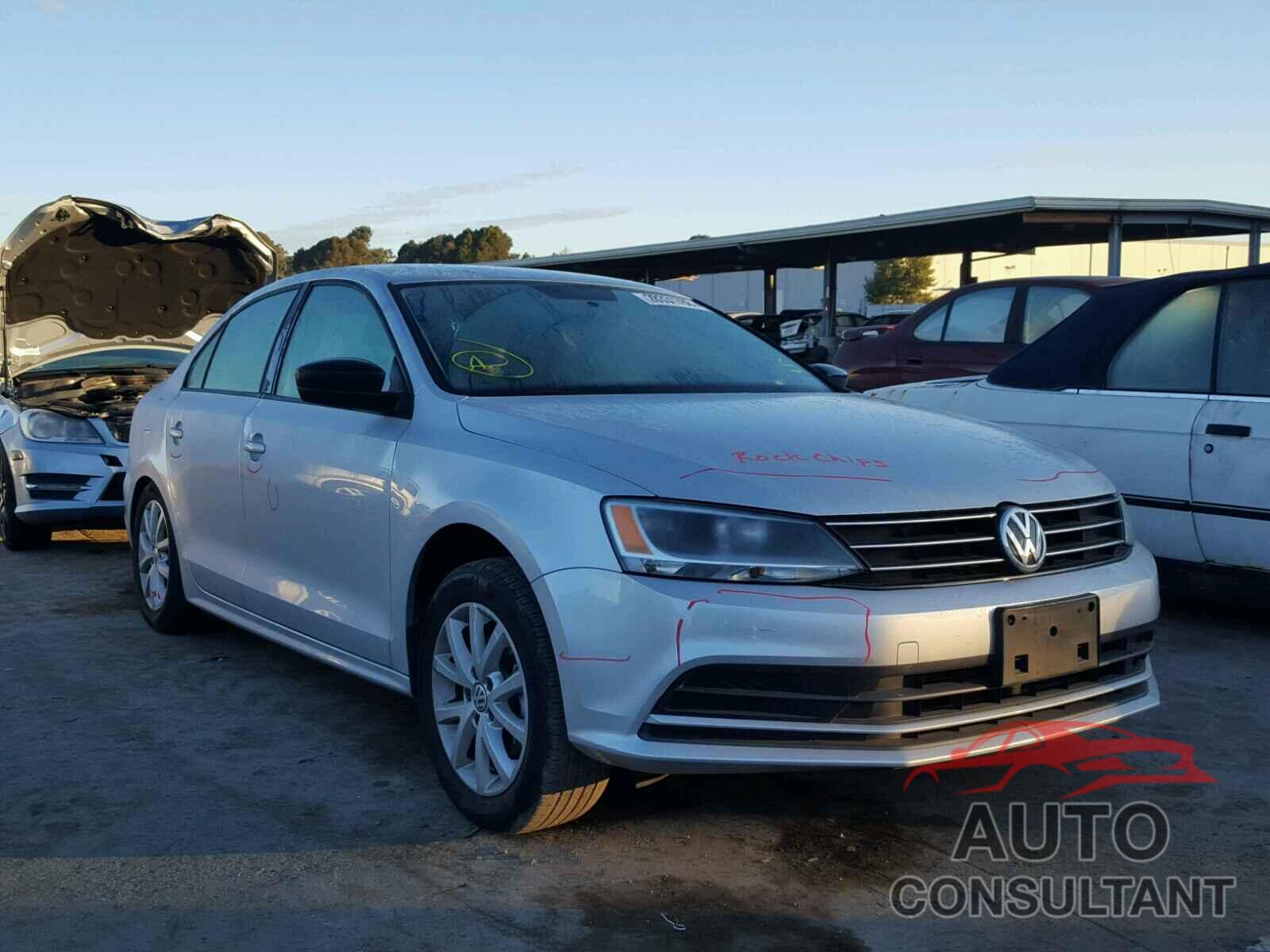 VOLKSWAGEN JETTA 2015 - 3VWD17AJ3FM318440