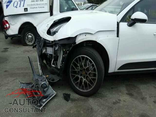 PORSCHE MACAN 2015 - WP1AB2A50FLB66450