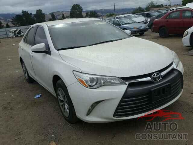 TOYOTA CAMRY 2015 - 4T4BF1FK3FR463405