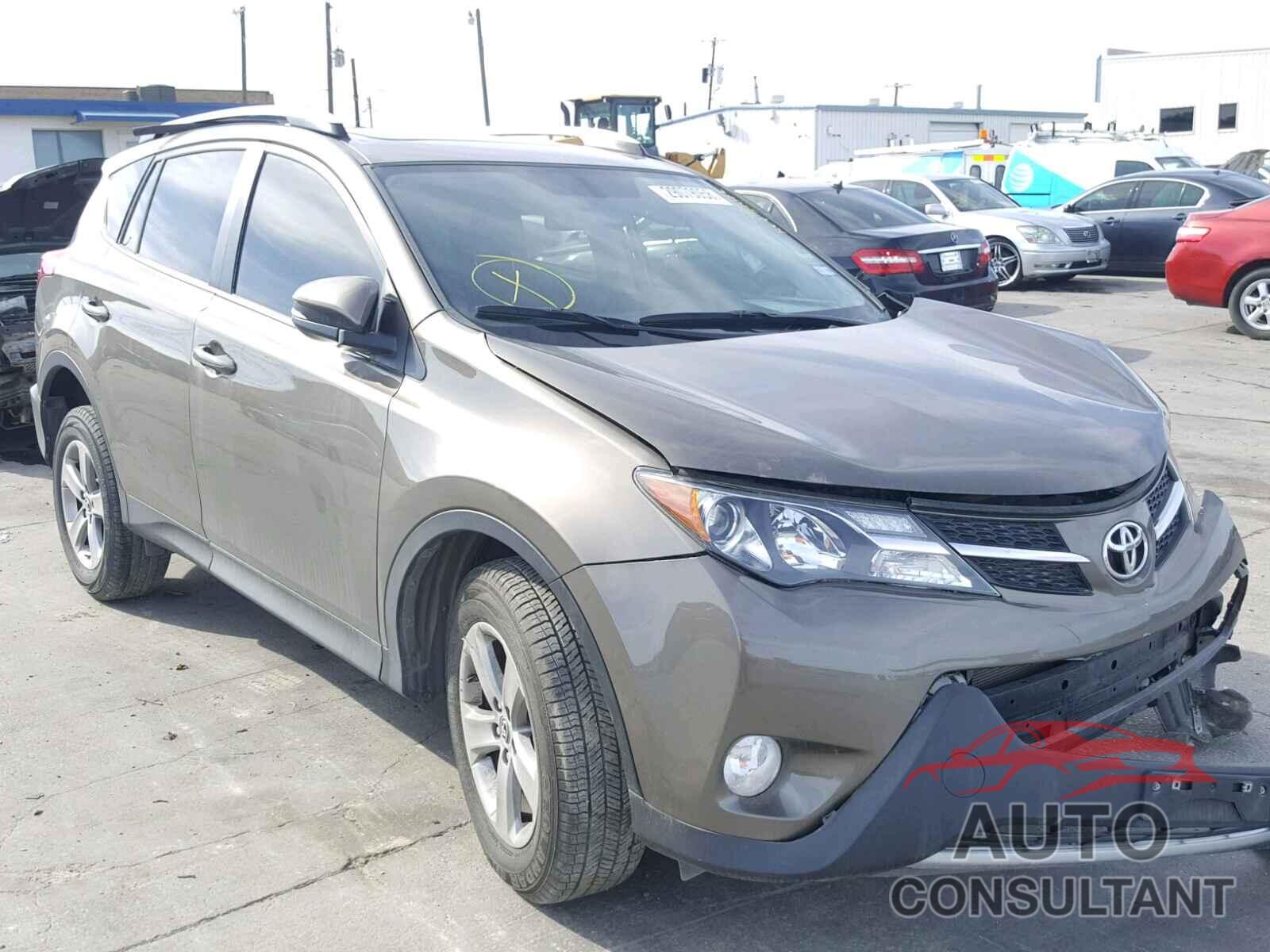 TOYOTA RAV4 2015 - JTMWFREV5FD048483
