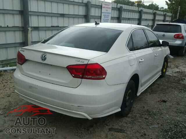 VOLKSWAGEN PASSAT 2015 - 1VWBV7A34FC045605