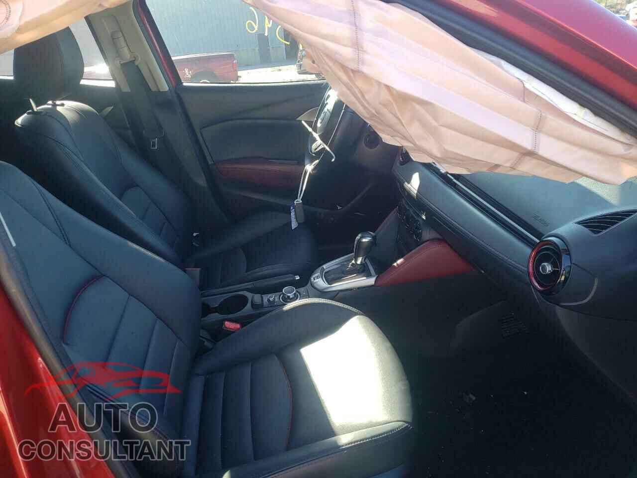 MAZDA CX-3 2017 - JM1DKFC77H0143885