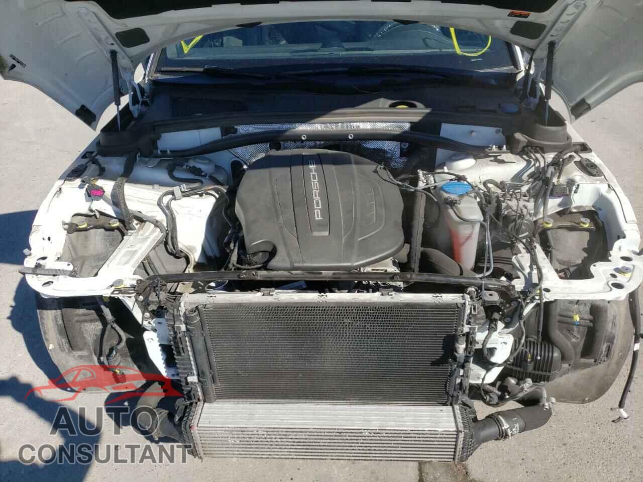 PORSCHE MACAN 2018 - WP1AA2A50JLB01528