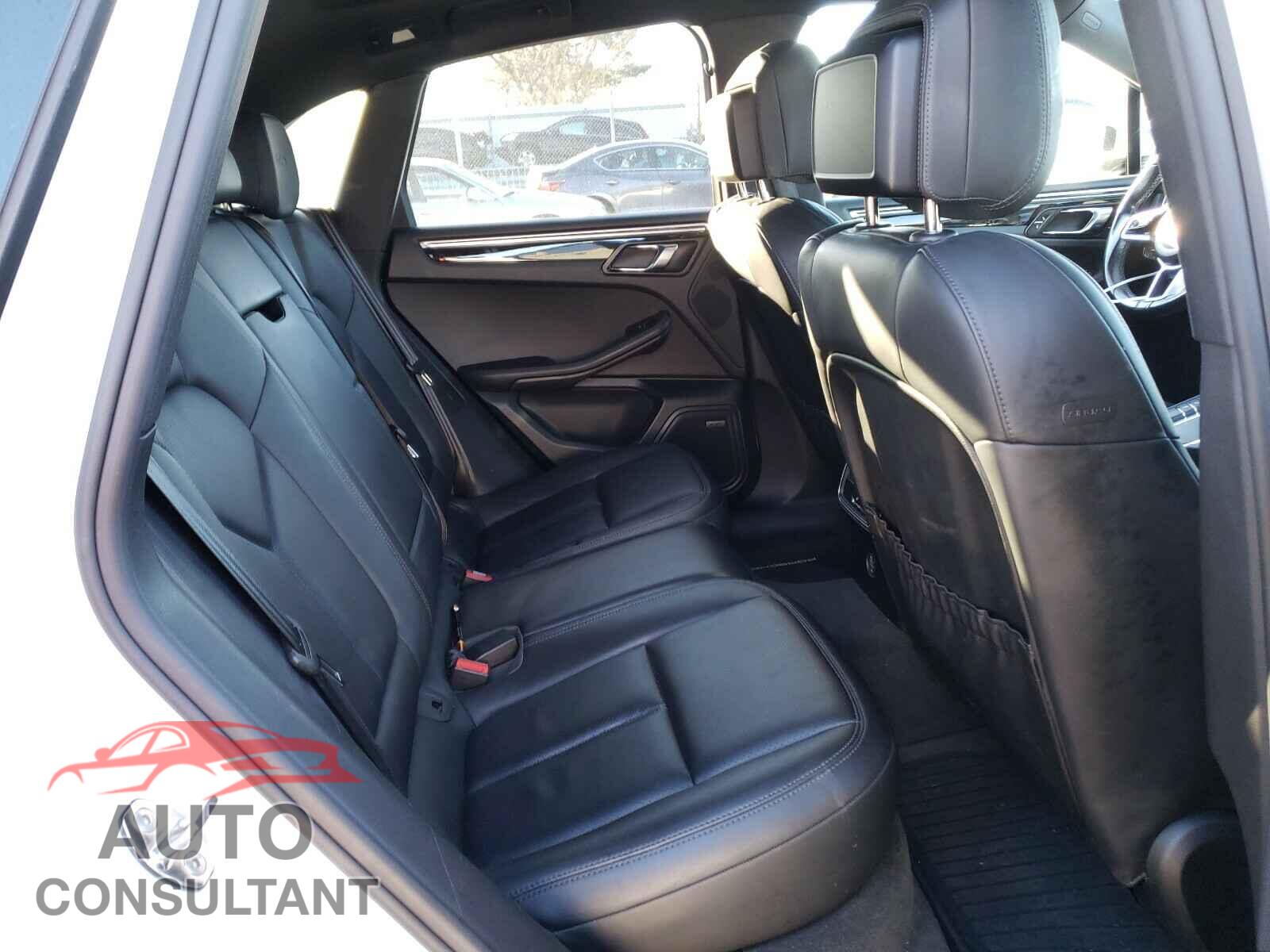 PORSCHE MACAN 2017 - WP1AG2A57HLB52940