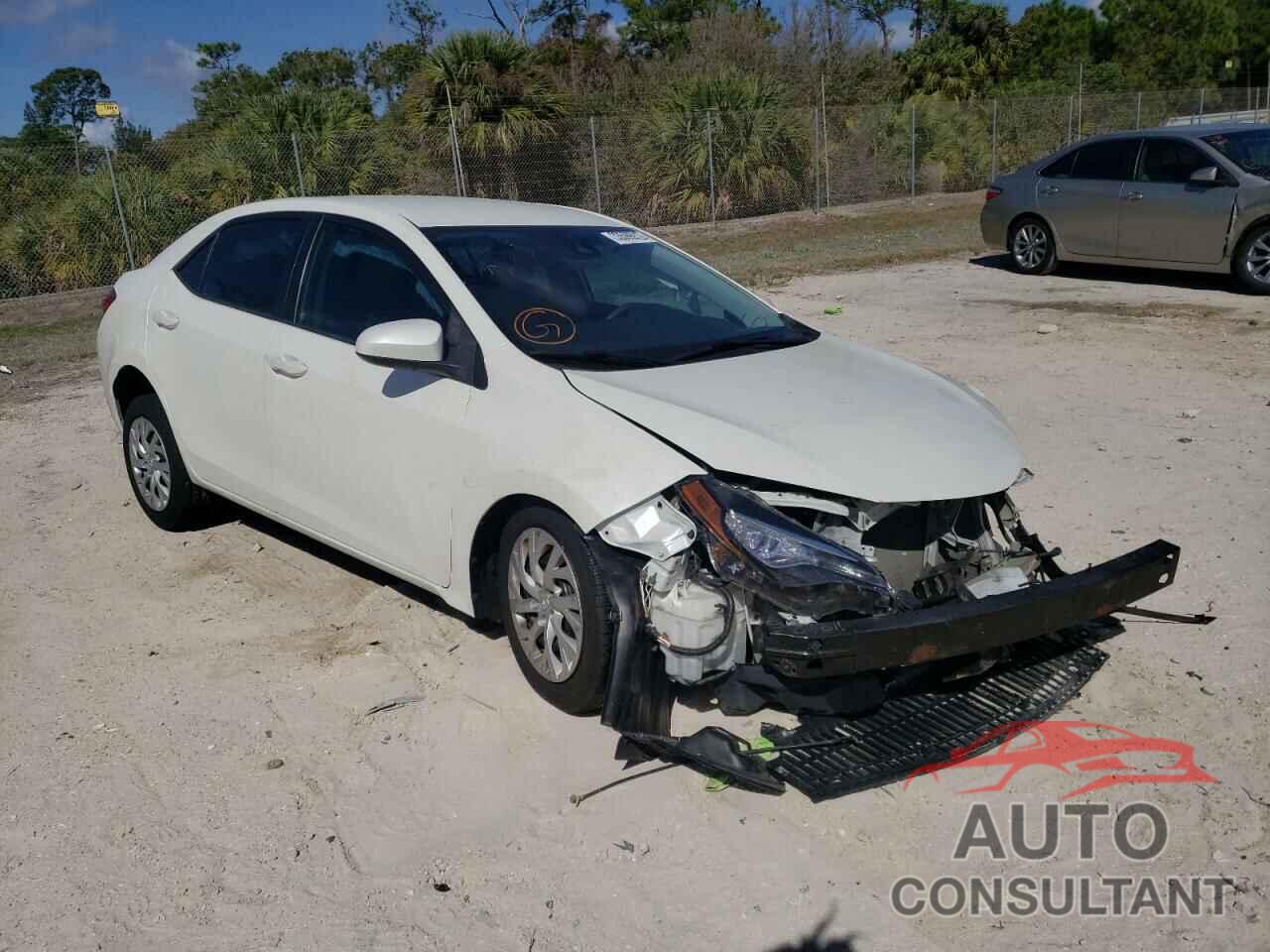 TOYOTA COROLLA 2017 - 5YFBURHE0HP648599