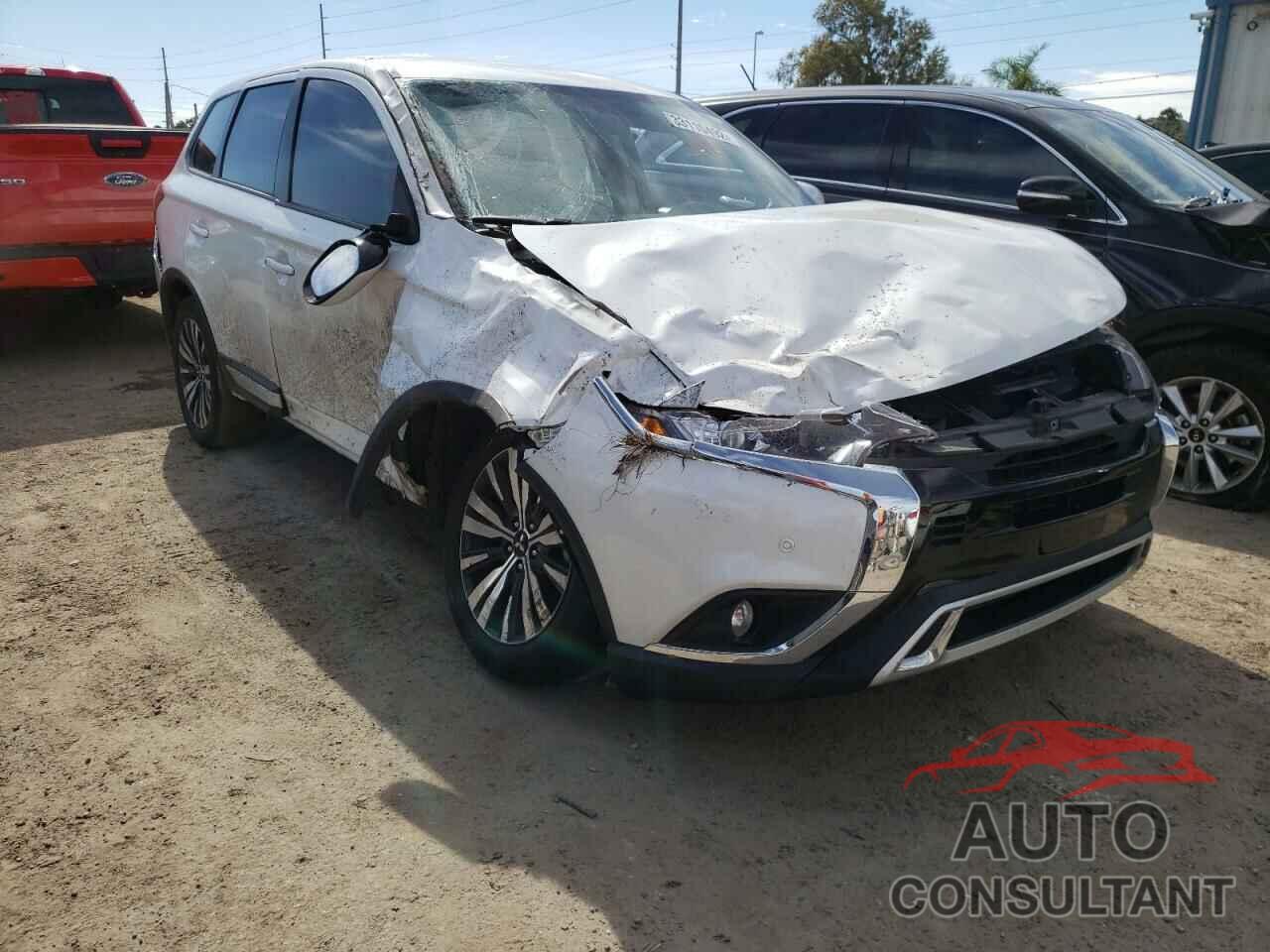 MITSUBISHI OUTLANDER 2019 - JA4AD3A39KZ014491