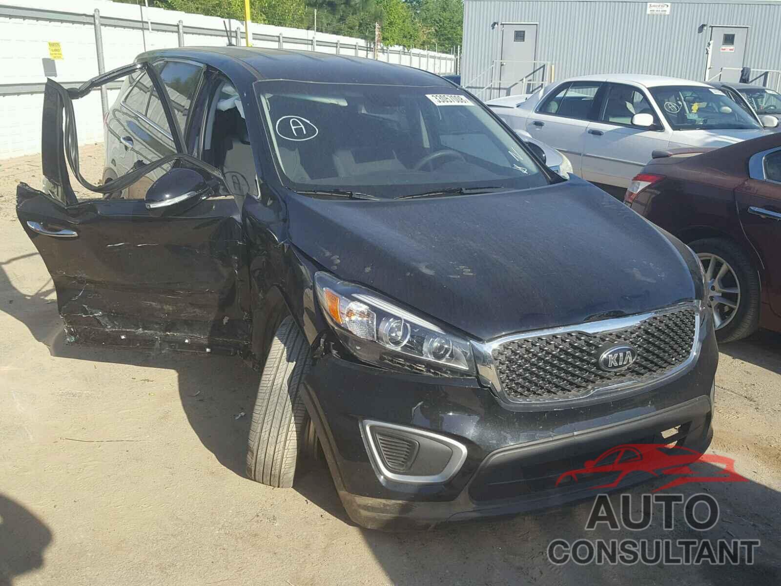 KIA SORENTO LX 2017 - 5XYPG4A39HG260171