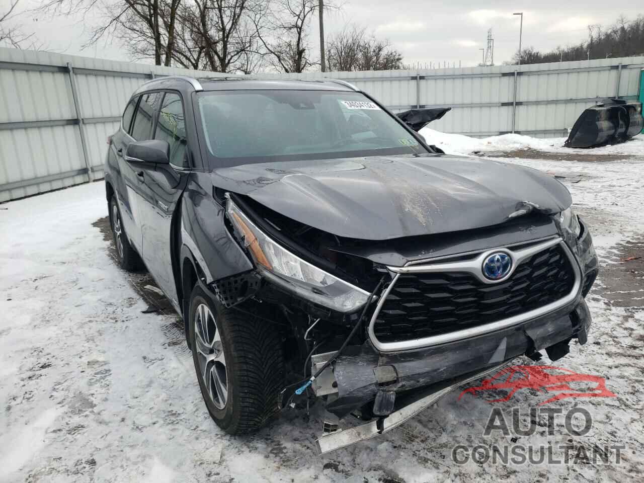 TOYOTA HIGHLANDER 2020 - 5TDHBRCH4LS000877