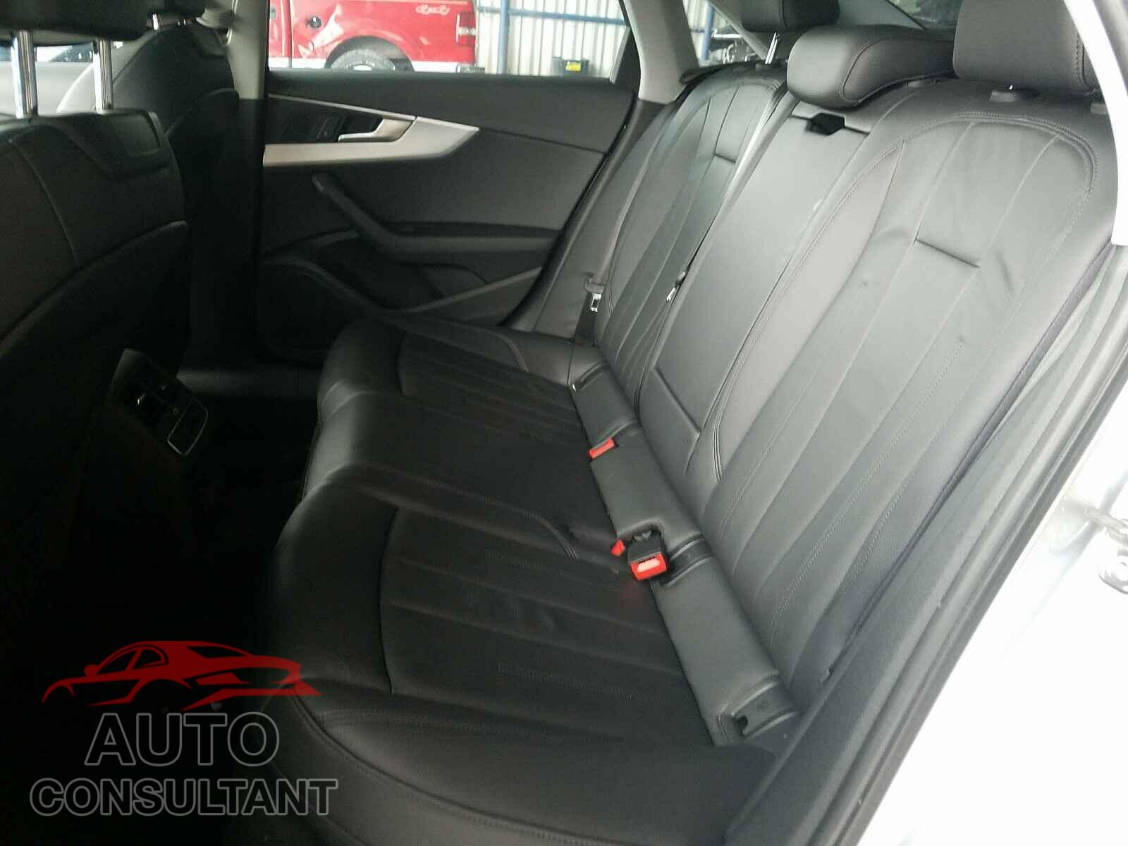 AUDI A4 2017 - WAUGMAF44HA143118