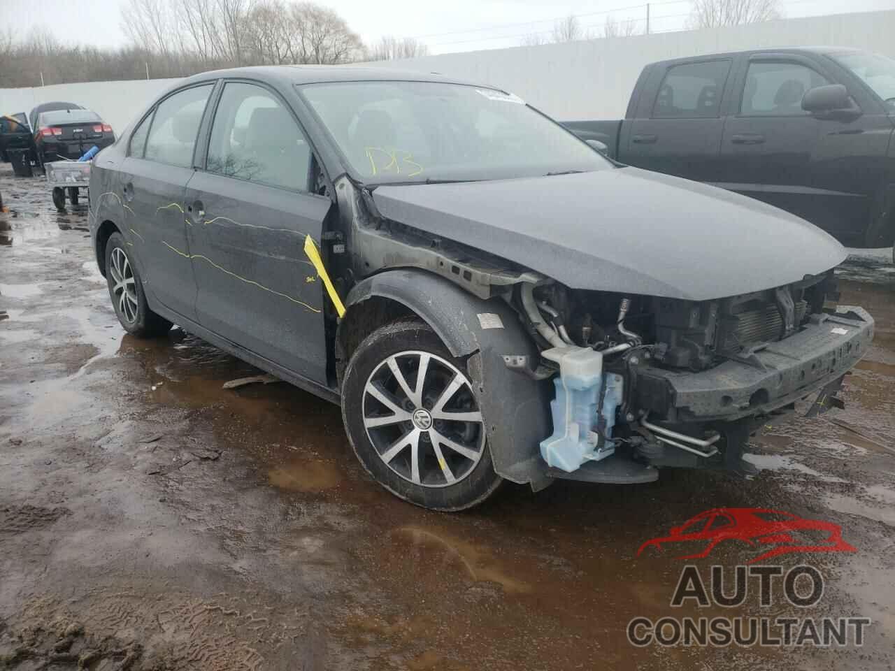 VOLKSWAGEN JETTA 2018 - 3VWDB7AJ9JM215321