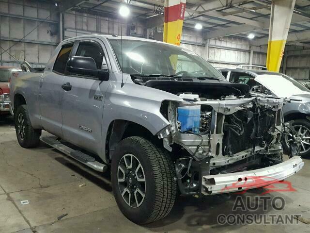 TOYOTA TUNDRA 2017 - 5TFUY5F12HX591524