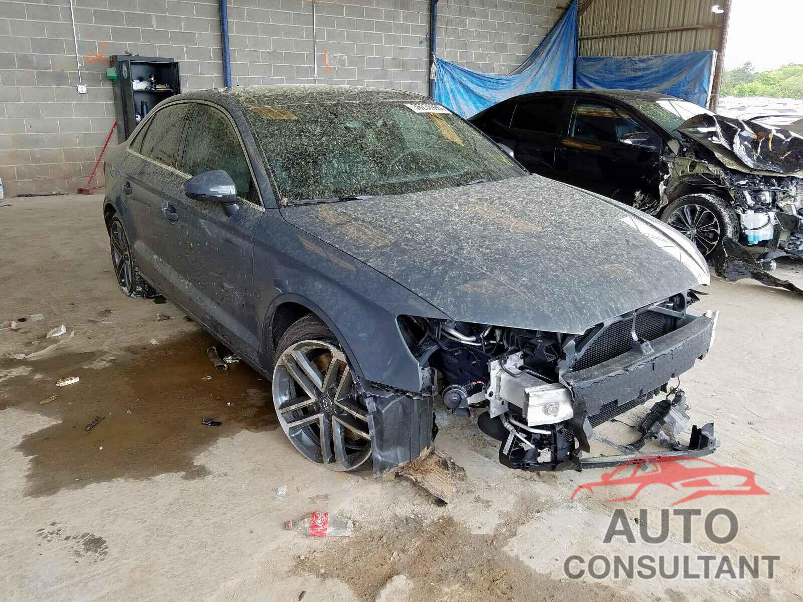 AUDI A3 2019 - WAUBEGFFXKA114841