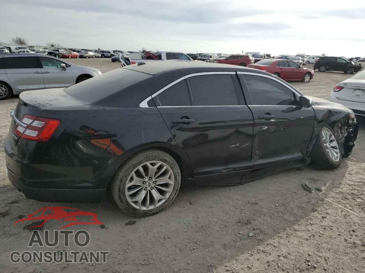FORD TAURUS 2019 - 1FAHP2F83KG111424