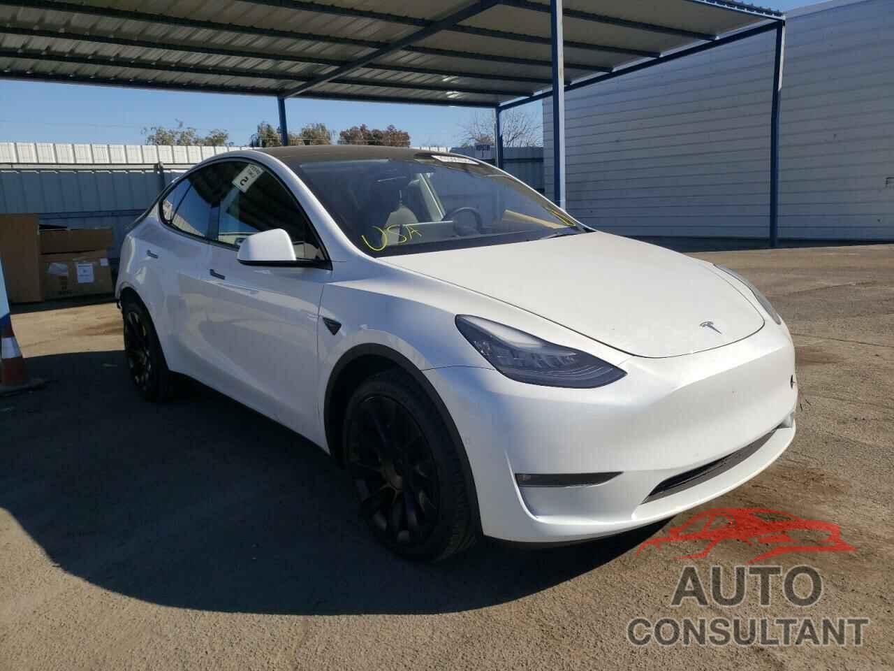 TESLA MODEL Y 2021 - 5YJYGDEE6MF153595