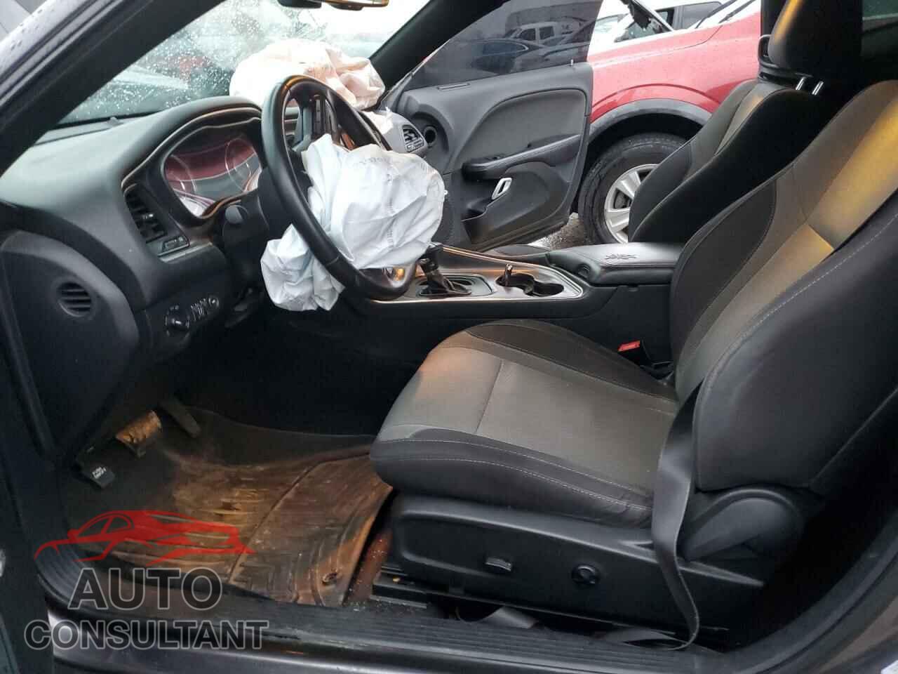 DODGE CHALLENGER 2015 - 2C3CDZAT6FH727215