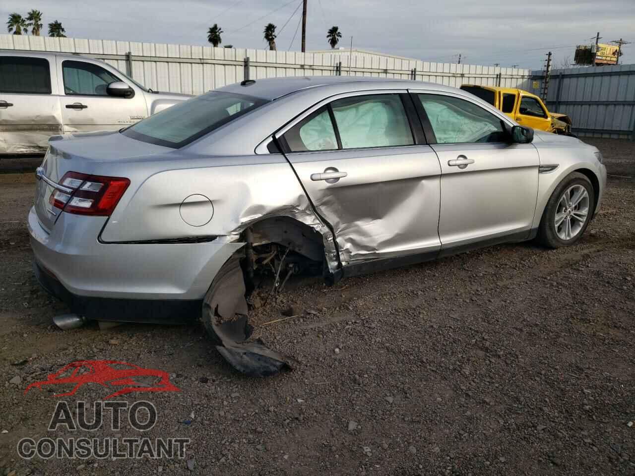 FORD TAURUS 2018 - 1FAHP2D87JG103151