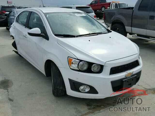 CHEVROLET SONIC 2015 - 1G1JE5SB8F4201429