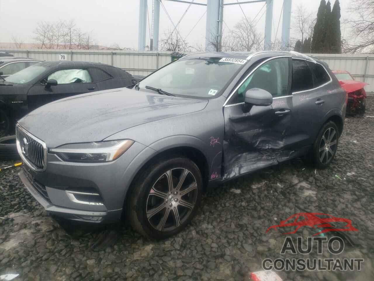 VOLVO XC60 2021 - YV4102RL0M1825773