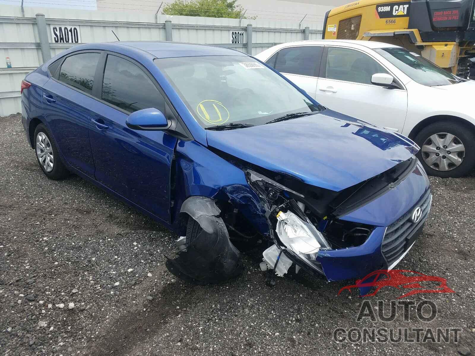 HYUNDAI ACCENT 2018 - 3KPC24A31JE021052