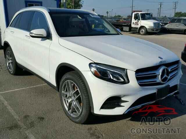 MERCEDES-BENZ GLC300 2017 - WDC0G4JB3HF140808
