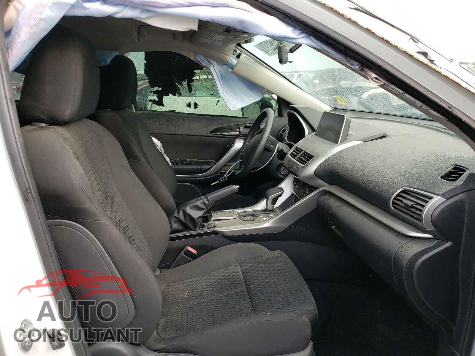 MITSUBISHI ECLIPSE 2019 - JA4AT4AA5KZ003592