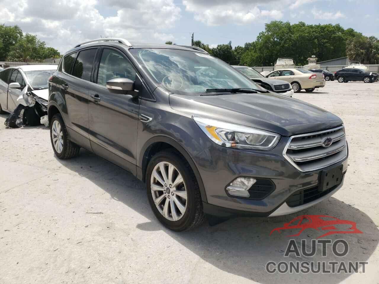 FORD ESCAPE 2017 - 1FMCU0J92HUB20042