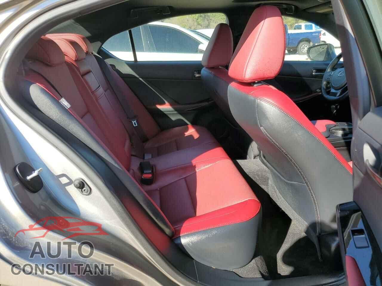 LEXUS IS 2021 - JTHCA1D27M5117920