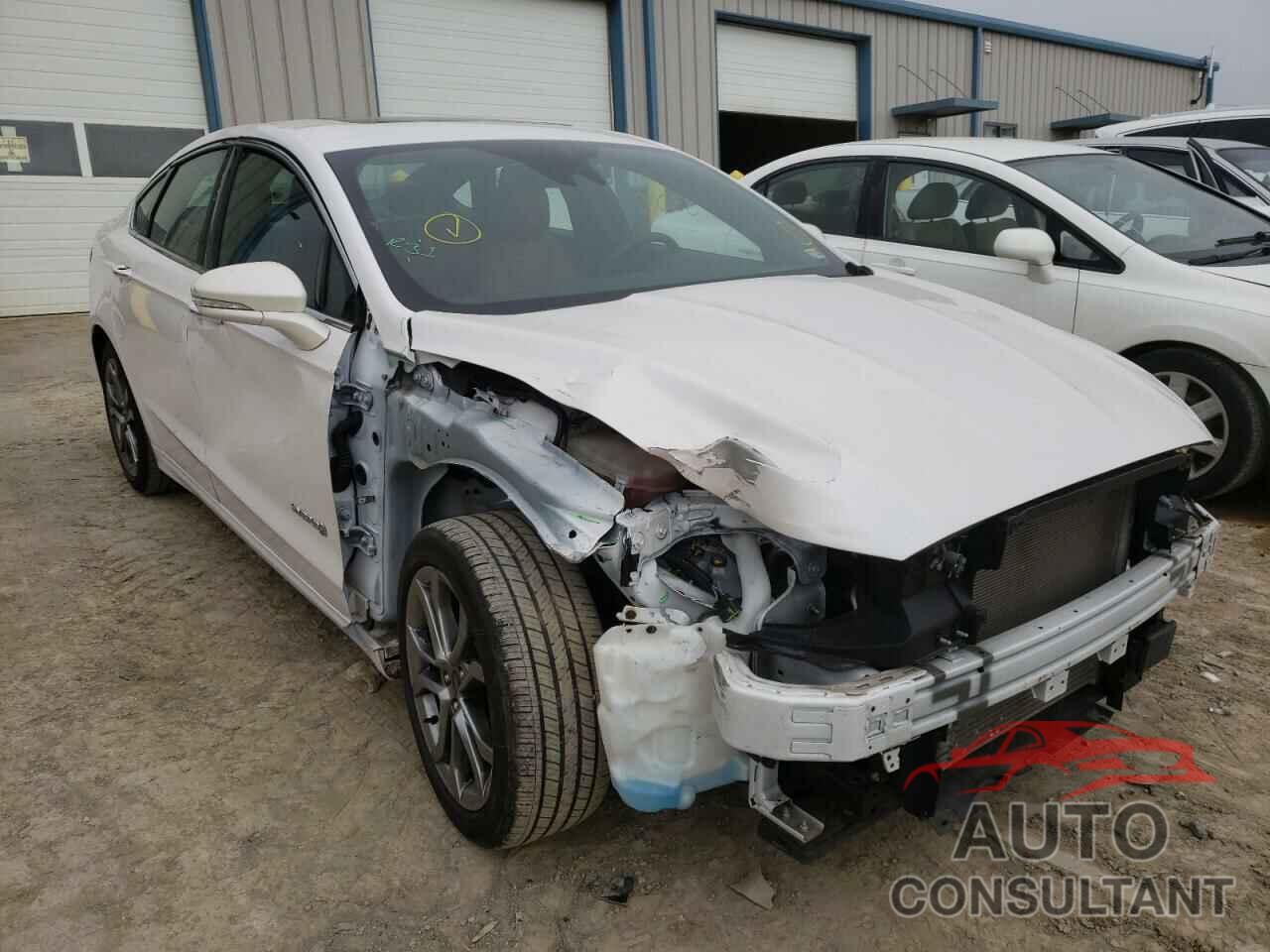 FORD FUSION 2019 - 3FA6P0RU8KR208373