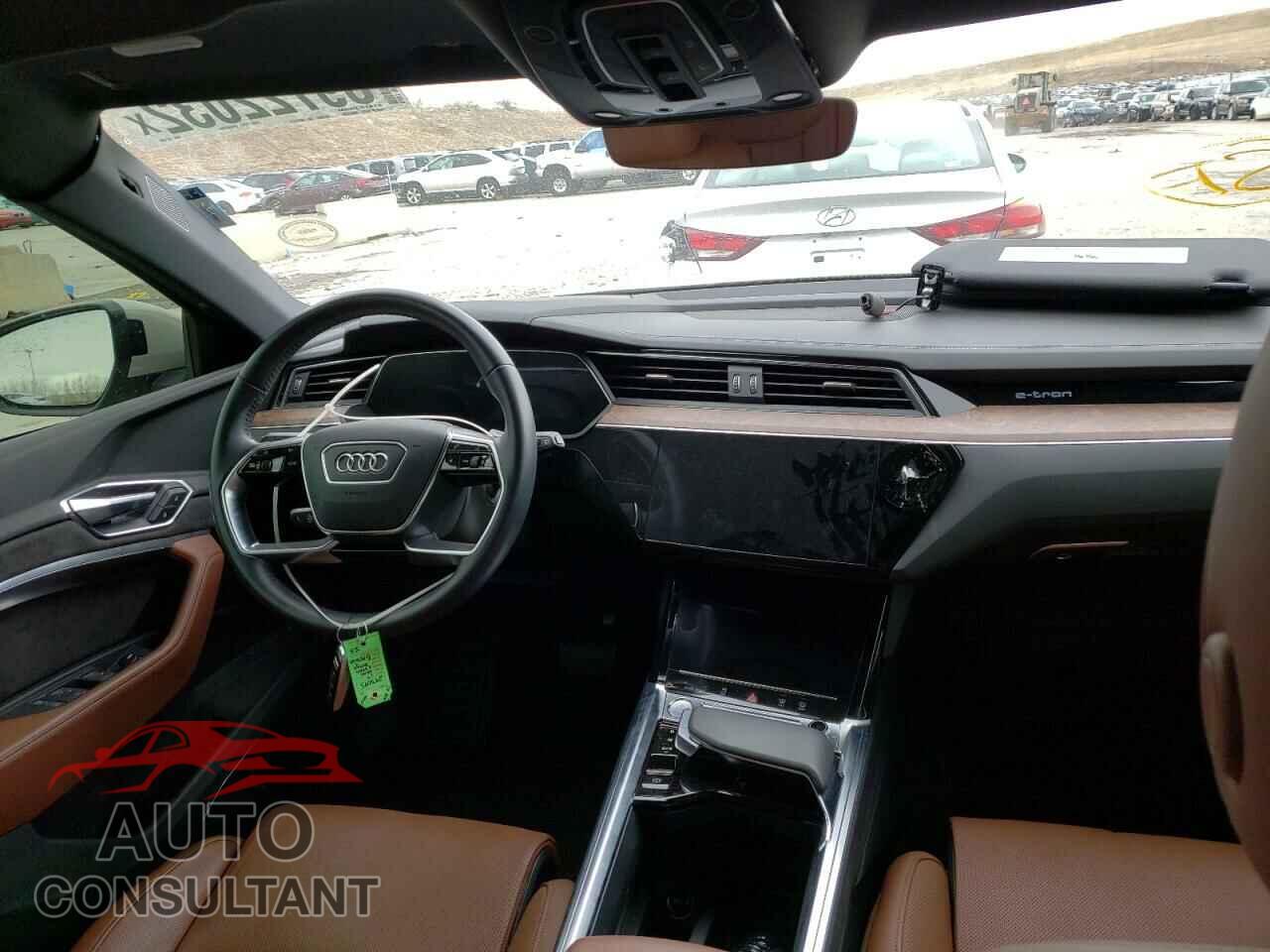 AUDI E-TRON 2019 - WA1VABGEXKB021360