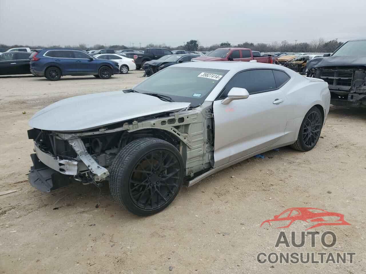 CHEVROLET CAMARO 2018 - 1G1FB1RS9J0172438