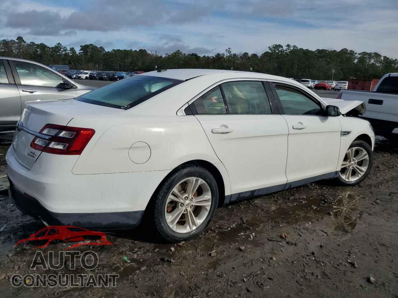 FORD TAURUS 2016 - 1FAHP2E89GG146252