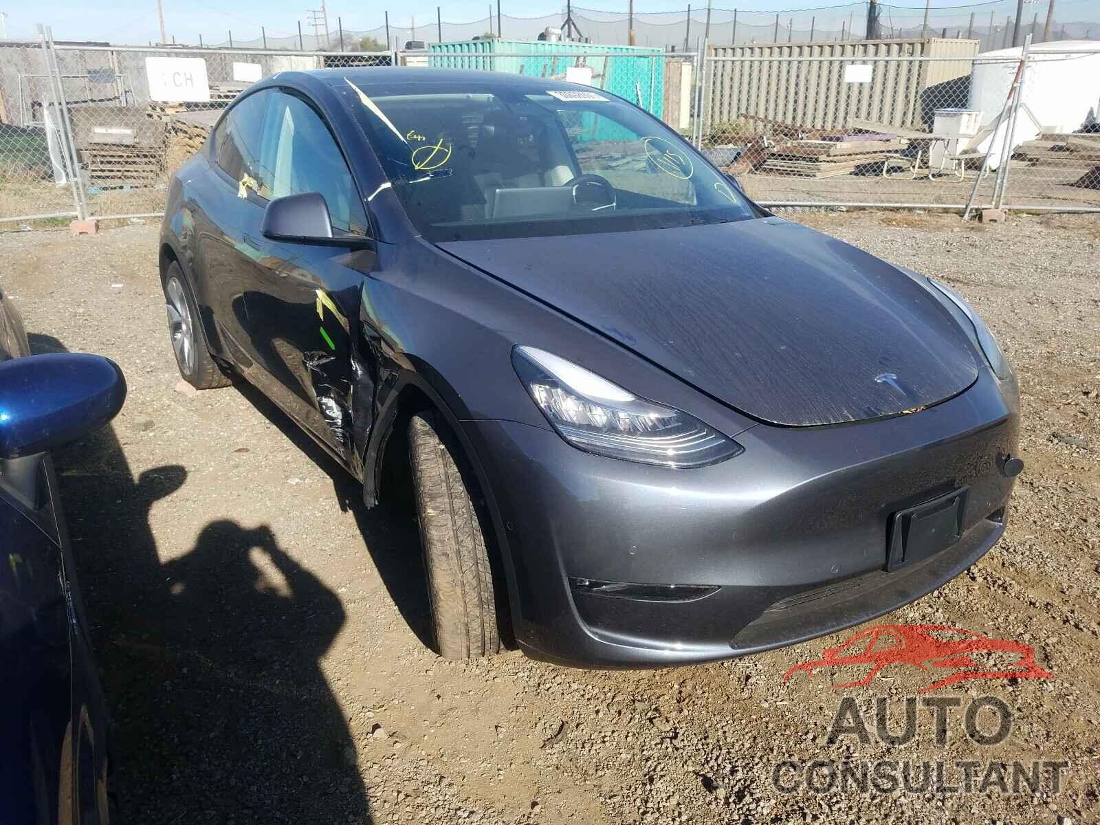 TESLA MODEL Y 2021 - 5YJYGDEE7MF063372