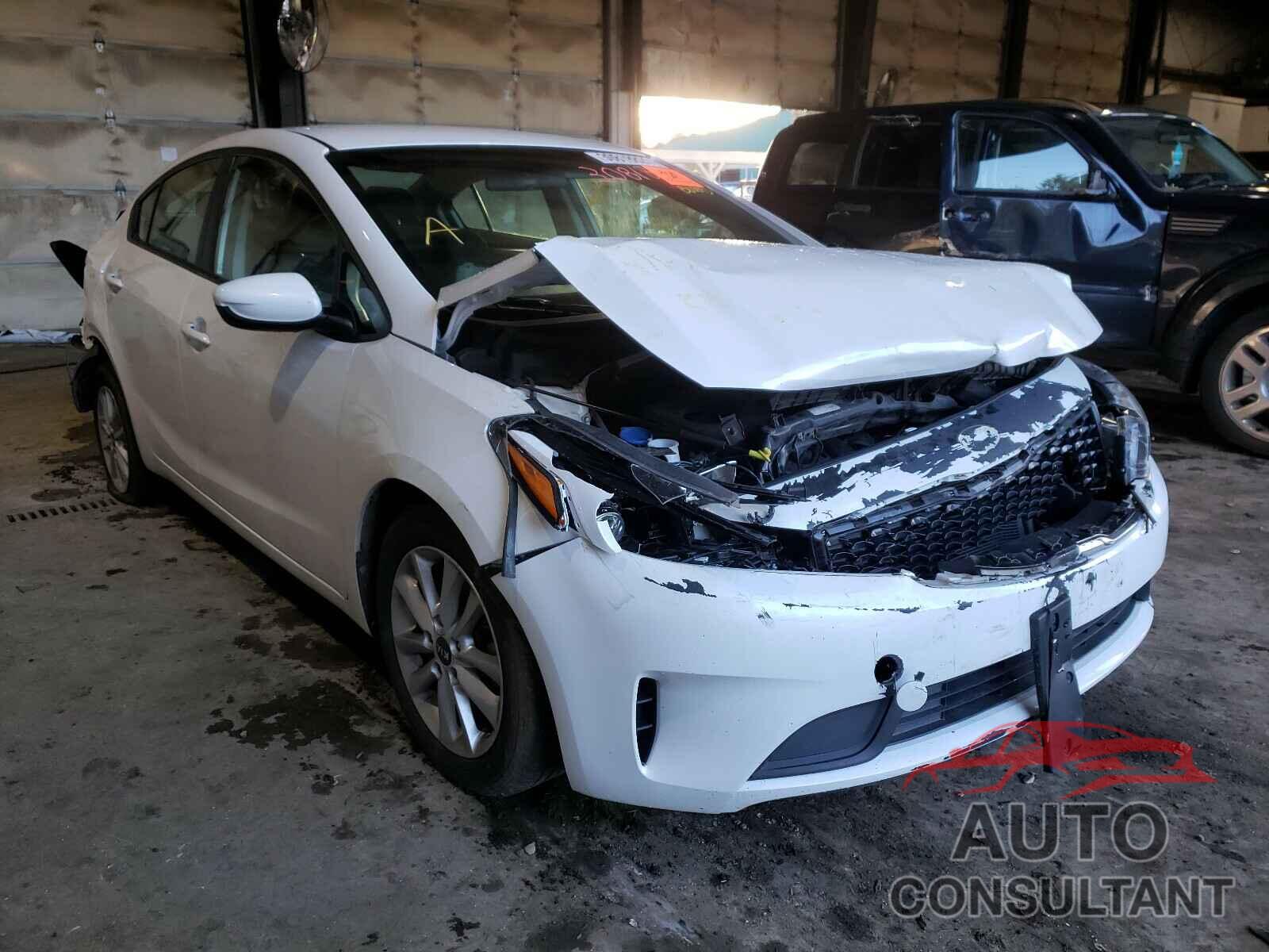 KIA FORTE 2017 - 3KPFL4A76HE008627