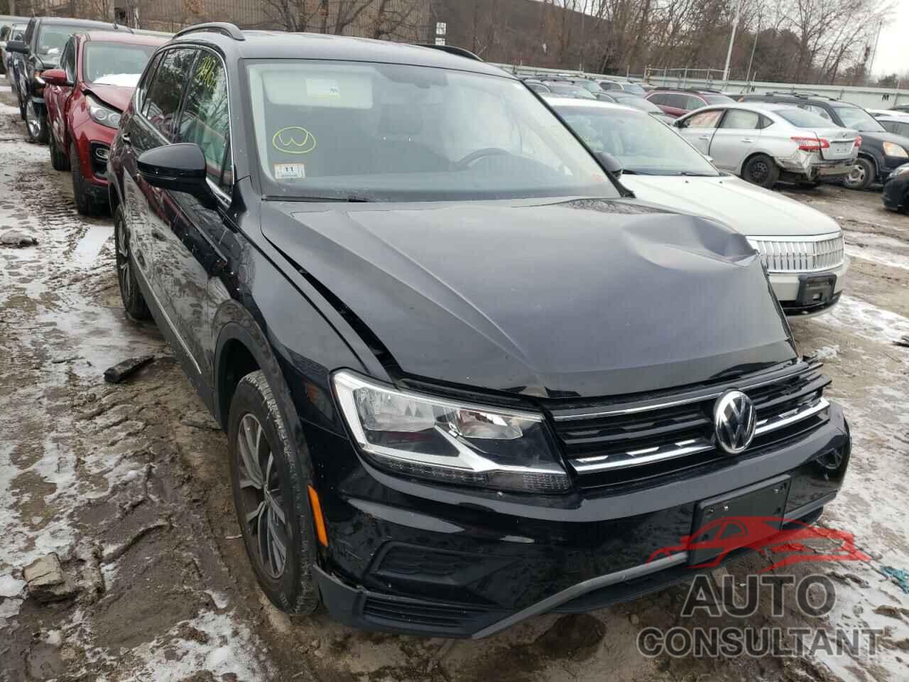 VOLKSWAGEN TIGUAN 2018 - 3VV2B7AX8JM222650