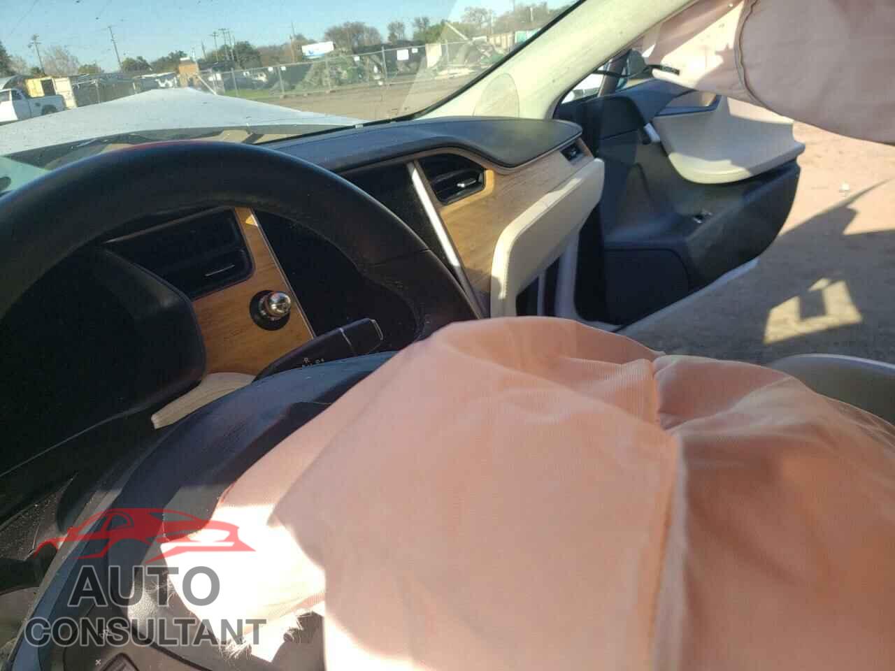 TESLA MODEL S 2018 - 5YJSA1E28JF282932