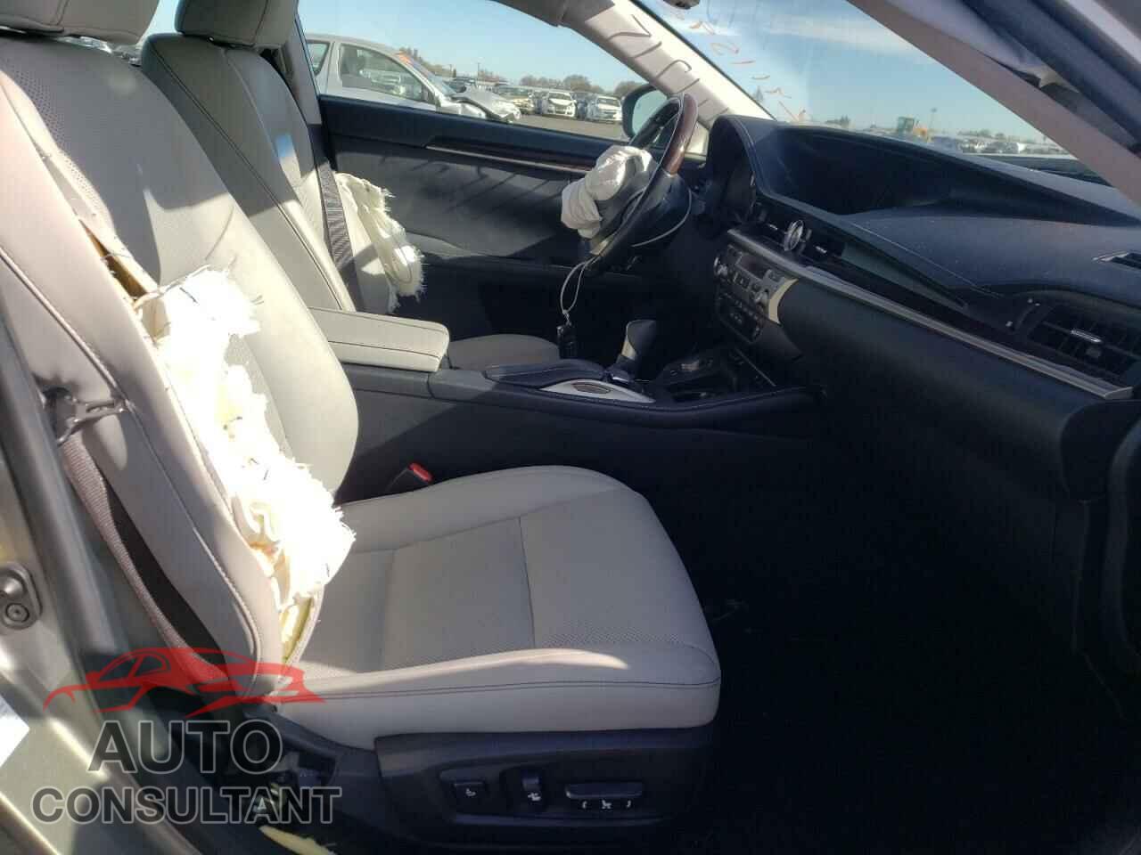LEXUS ES300 2017 - JTHBW1GG0H2145411