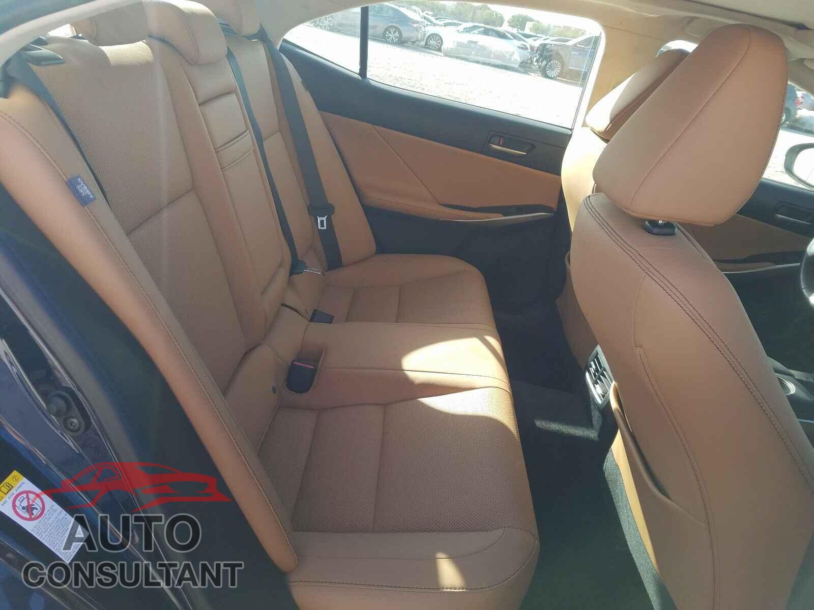 LEXUS IS 2017 - JTHCM1D29H5018822