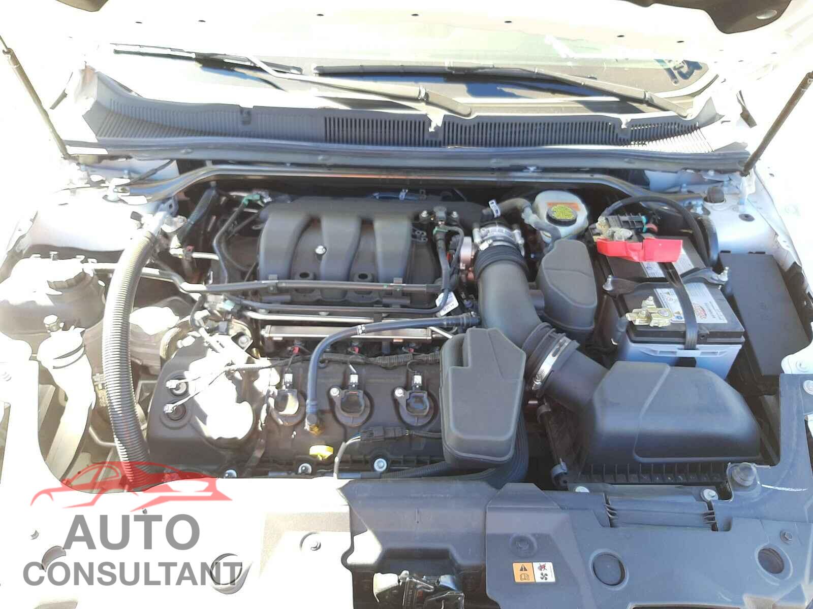FORD TAURUS 2016 - 1FAHP2E89GG139009
