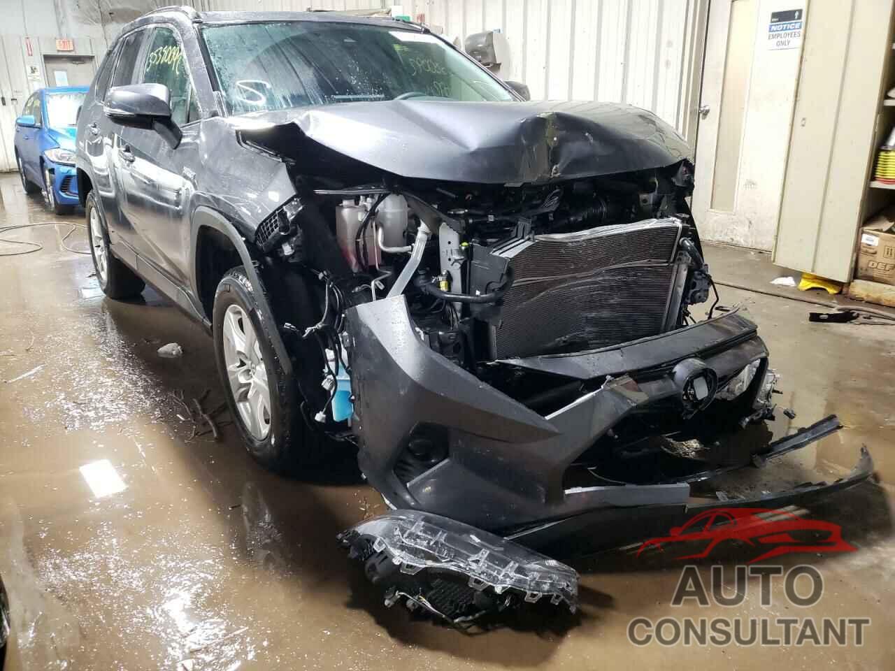 TOYOTA RAV4 2021 - 2T3R6RFV4MW016751