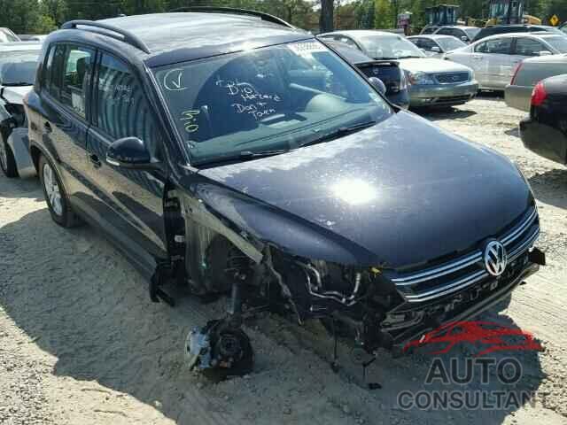 VOLKSWAGEN TIGUAN 2016 - WVGBV7AX0GW611728