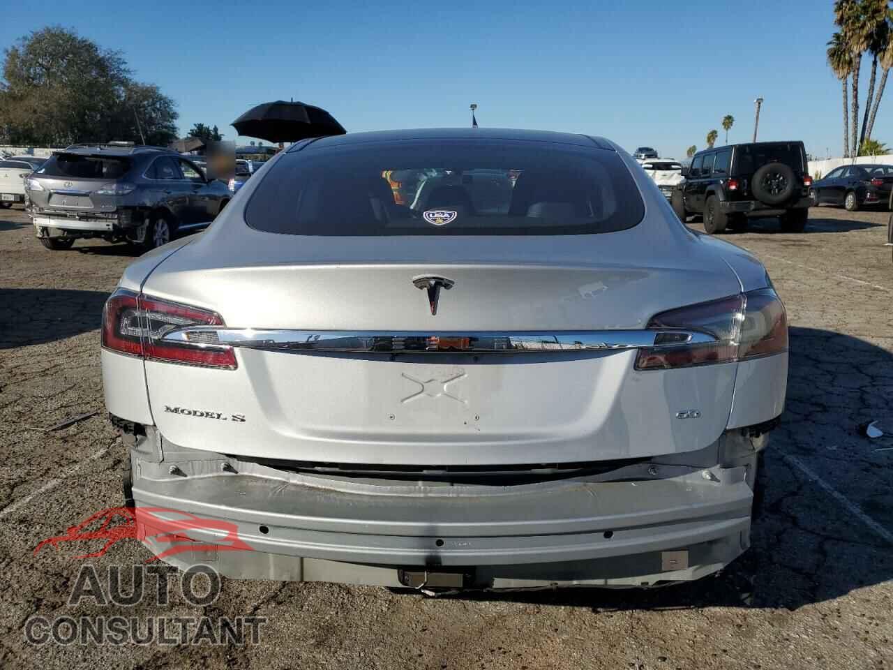 TESLA MODEL S 2016 - 5YJSA1E18GF170518
