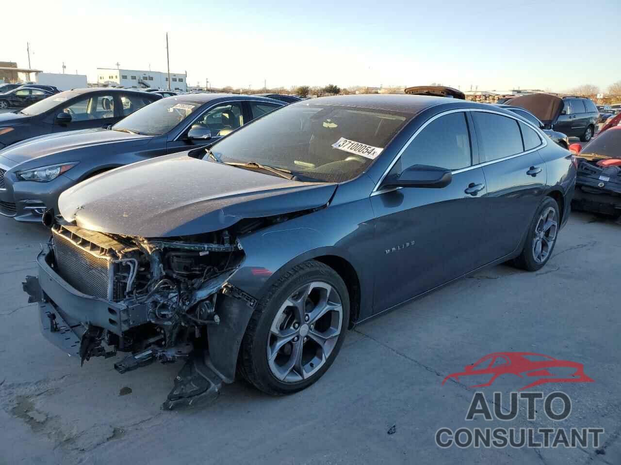 CHEVROLET MALIBU 2020 - 1G1ZD5ST8LF111342