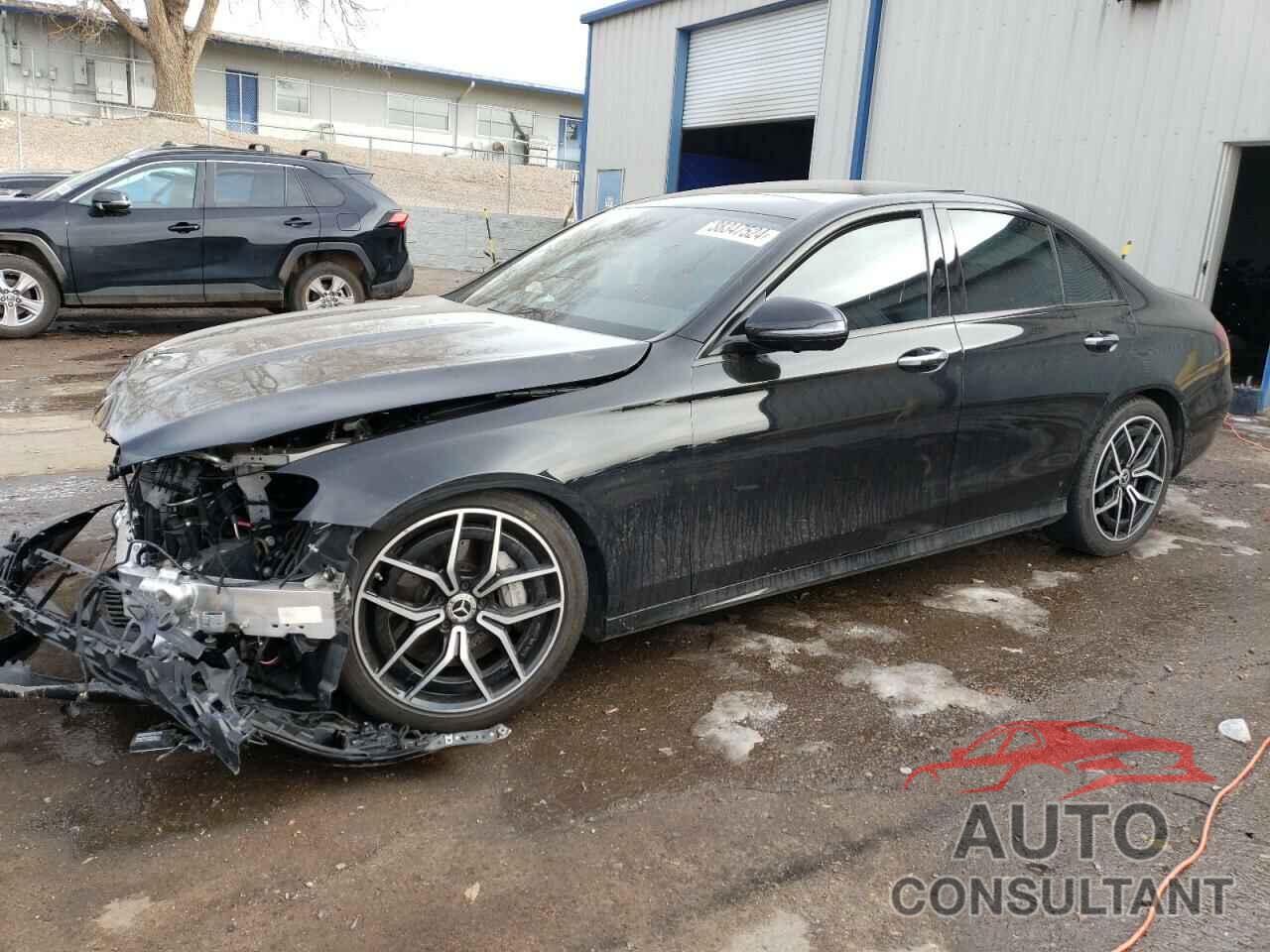 MERCEDES-BENZ E-CLASS 2023 - W1KZF8DB3PB108200